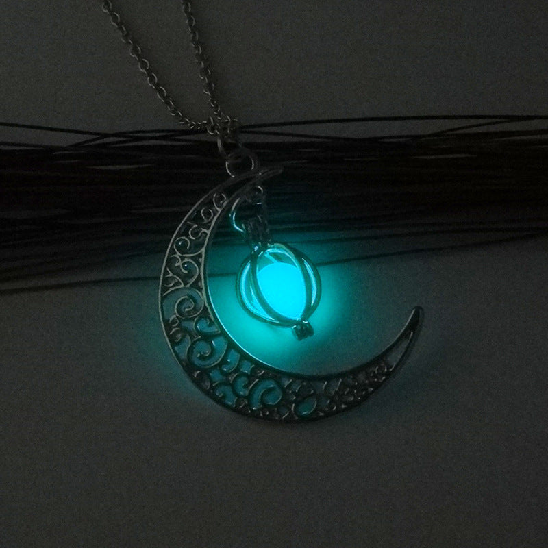 Wholesale Glowing Moon Pumpkin Necklace  Alloy Clavicle Chain